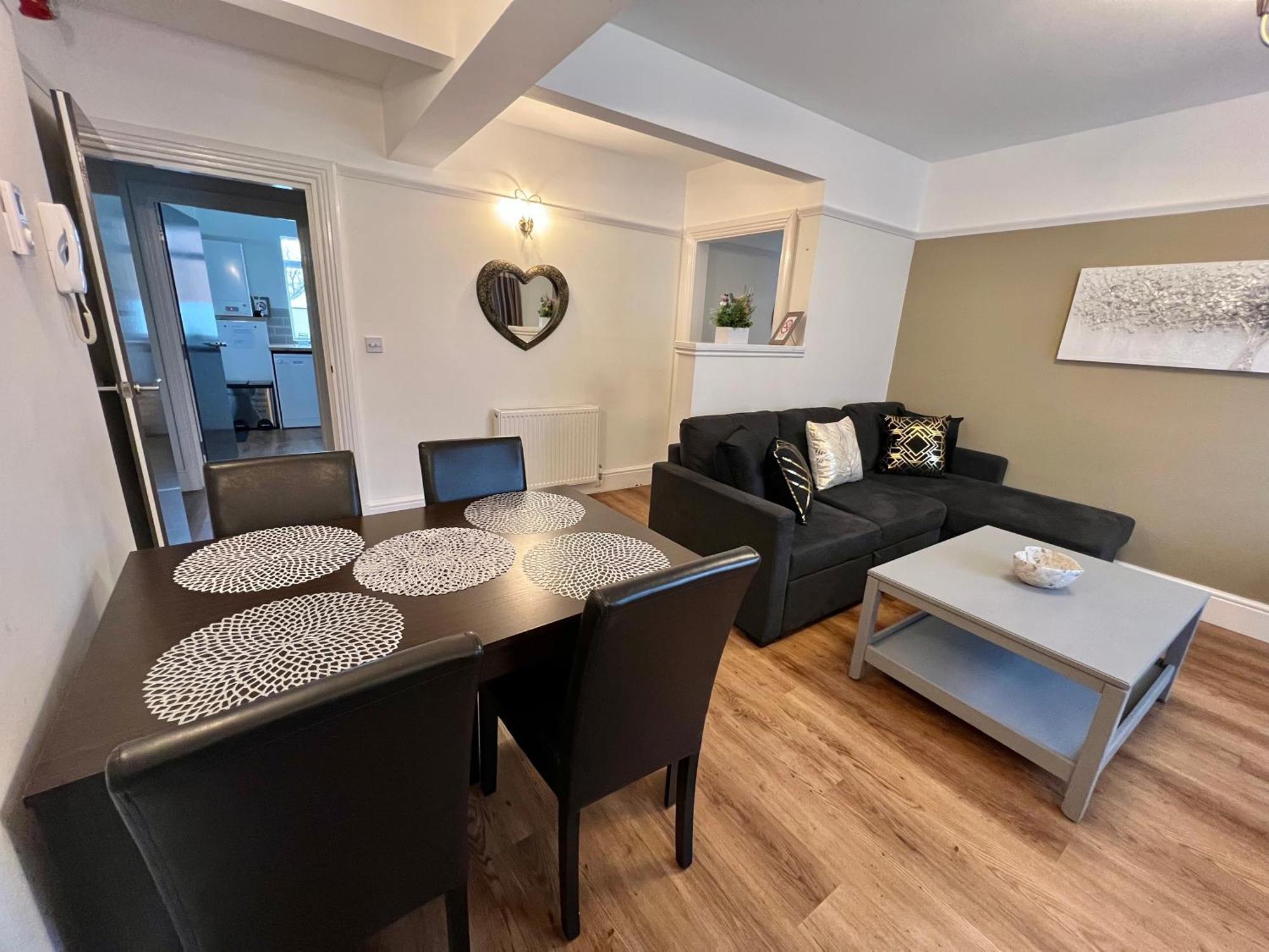 Large Family-Friendly 2Bd Glastonbury Retreat, Sleeps 5 Eksteriør bilde