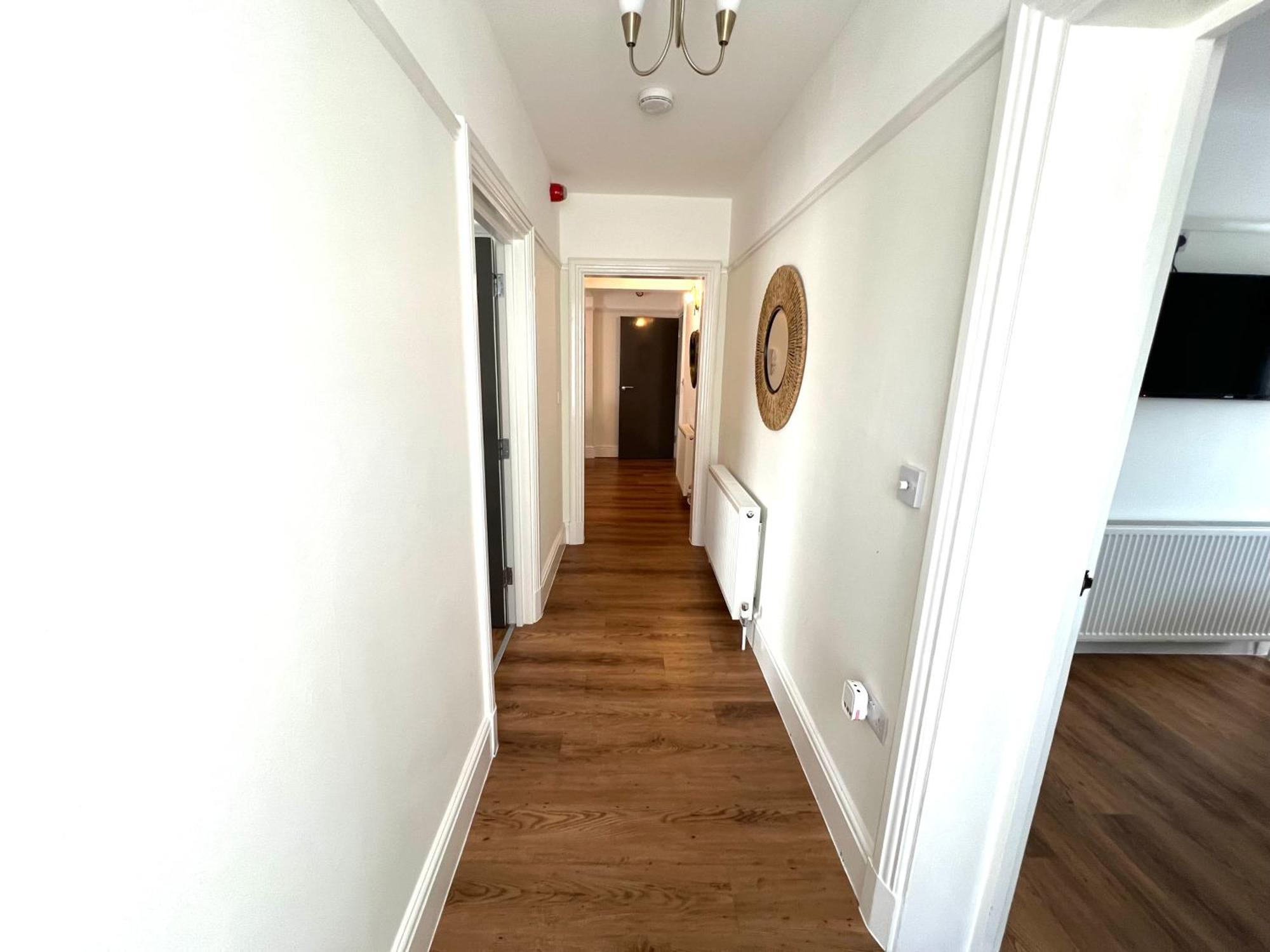 Large Family-Friendly 2Bd Glastonbury Retreat, Sleeps 5 Eksteriør bilde